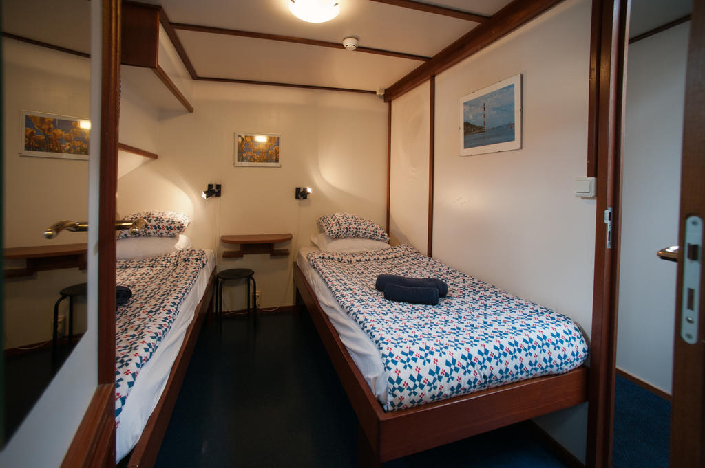 Hotelboot Sarah Amsterdam Rum bild