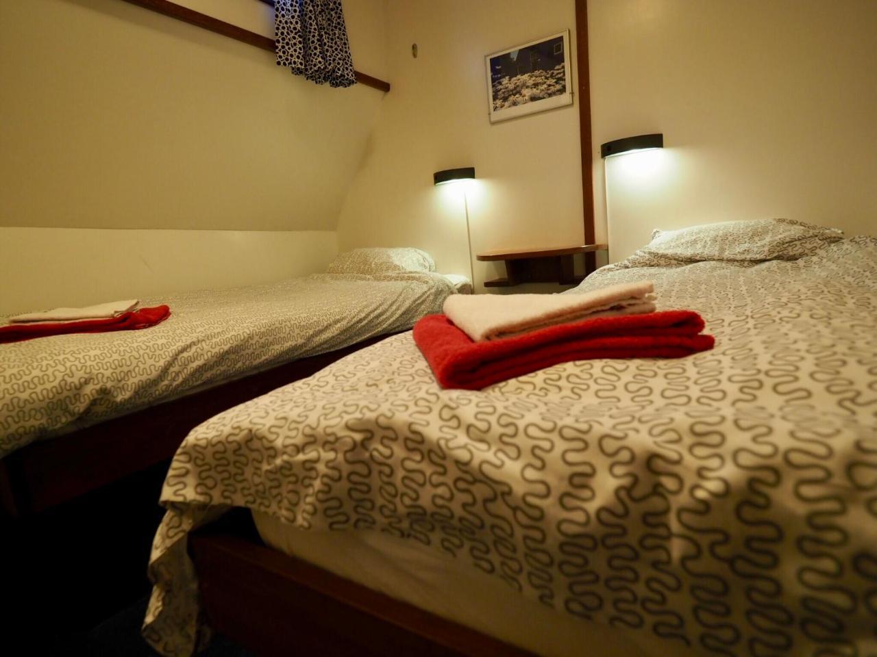 Hotelboot Sarah Amsterdam Exteriör bild
